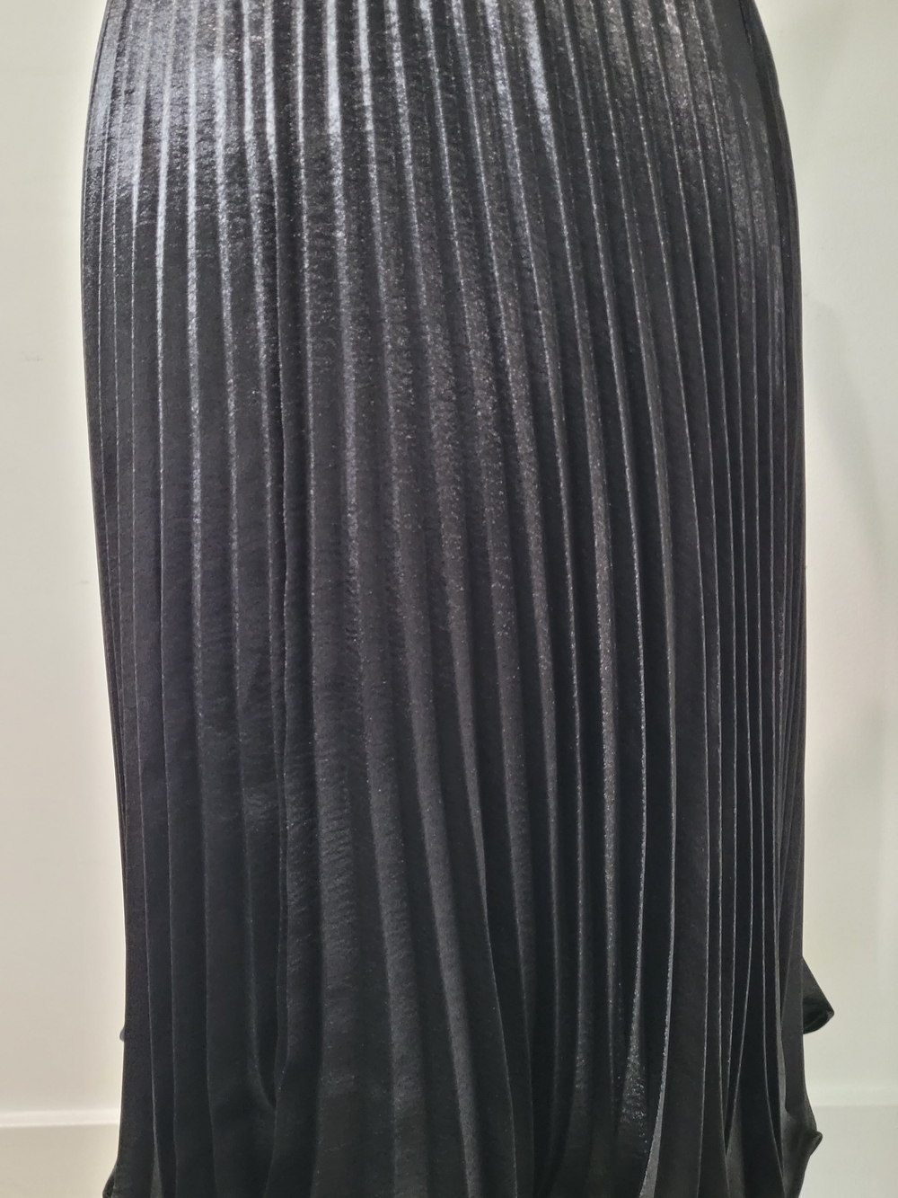 Karl Lagerfeld Black Pleated Pencil Skirt
